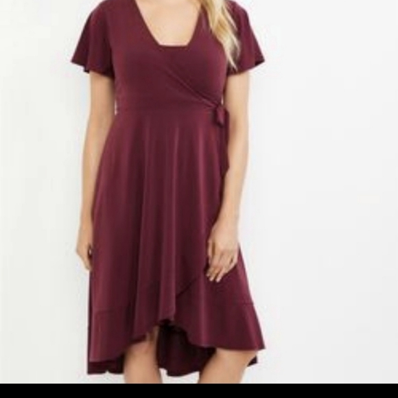 Motherhood Maternity Nursing Plum Full Wrap Dress with Ruffle Bottom Sz Large - Picture 6 of 8